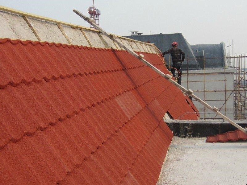 彩石金属瓦成为旧屋面翻新首选材料