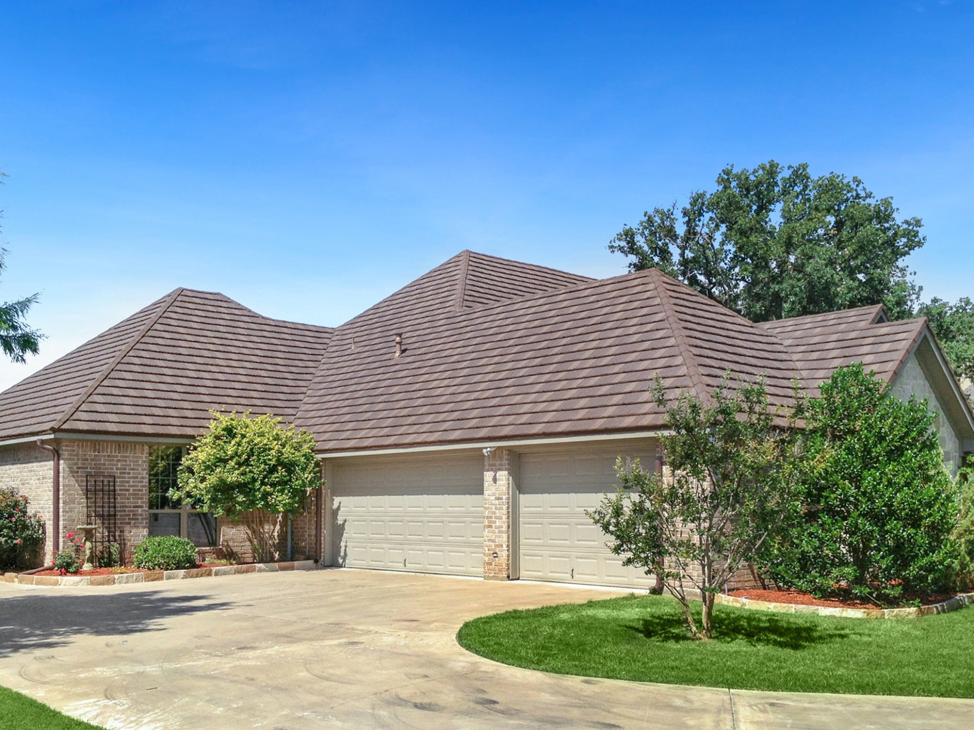 decra-metal-roofing-shake-chestnut_1980.jpg